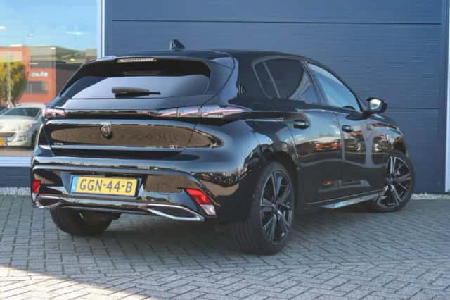 Peugeot 308 (2024) thumbnail 3