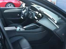 Peugeot 308 (2024) thumbnail 8