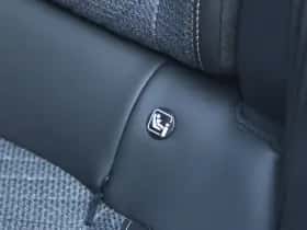 Peugeot e-2008 (2025) thumbnail 15