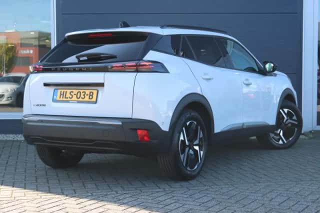 Peugeot e-2008 (2025) thumbnail 3