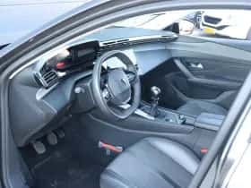 Peugeot 308 (2023) thumbnail 10