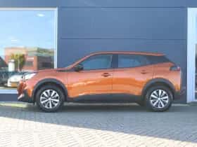 Peugeot e-2008 (2023) thumbnail 2