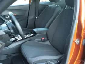Peugeot e-2008 (2023) thumbnail 11