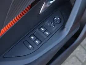Peugeot e-2008 (2023) thumbnail 22