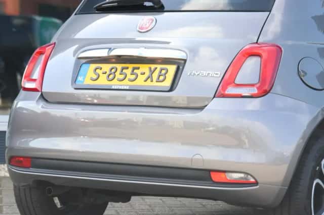 Fiat 500 (2023) thumbnail 4
