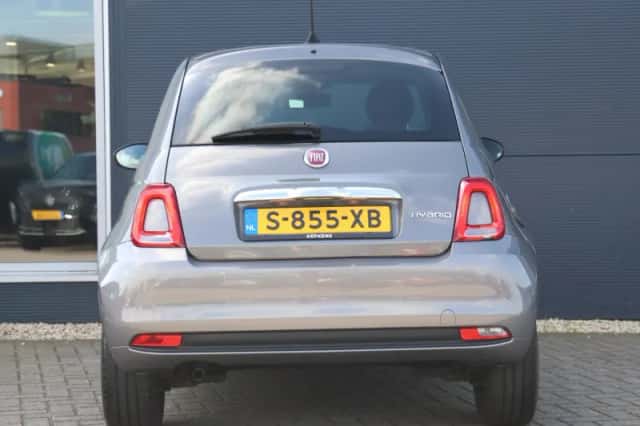 Fiat 500 (2023) thumbnail 5