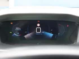Peugeot 2008 (2021) thumbnail 26