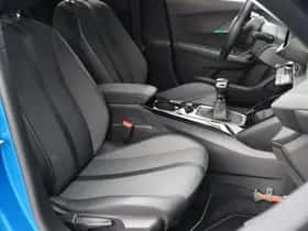 Peugeot 2008 (2021) thumbnail 9