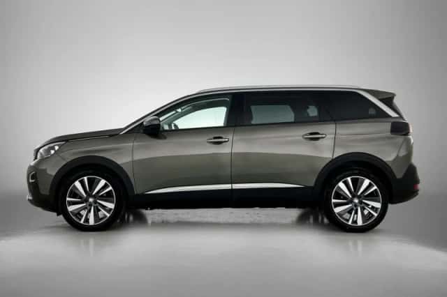 Peugeot 5008 (2020) thumbnail 2