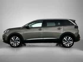 Peugeot 5008 (2020) thumbnail 2