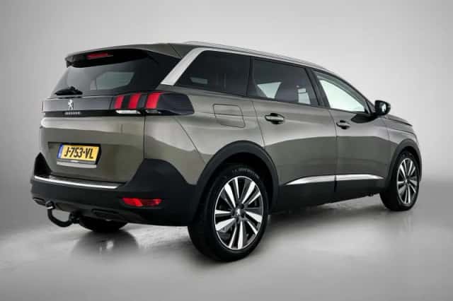 Peugeot 5008 (2020) thumbnail 6