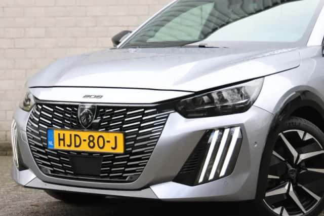 Peugeot 208 (2025) thumbnail 6