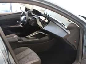 Peugeot 308 (2025) thumbnail 8