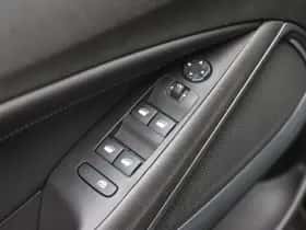 Opel Crossland (2023) thumbnail 23