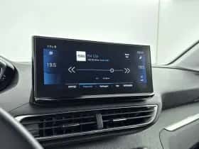 Peugeot 5008 (2021) thumbnail 21