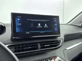 Peugeot 5008 (2021) thumbnail 22