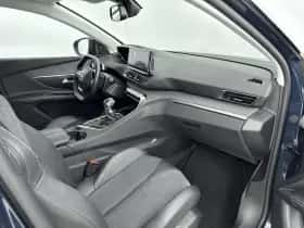 Peugeot 5008 (2021) thumbnail 29