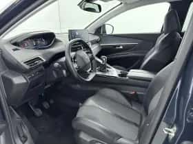 Peugeot 5008 (2021) thumbnail 5