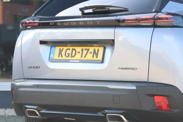 Peugeot 2008 (2025) thumbnail 6