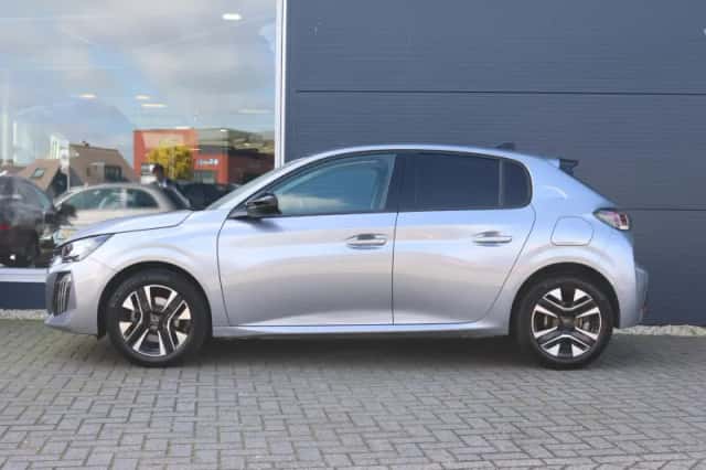 Peugeot 208 (2025) thumbnail 2
