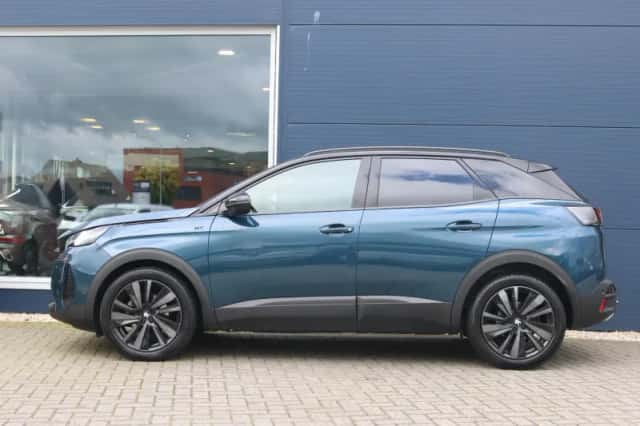 Peugeot 3008 (2023) thumbnail 2