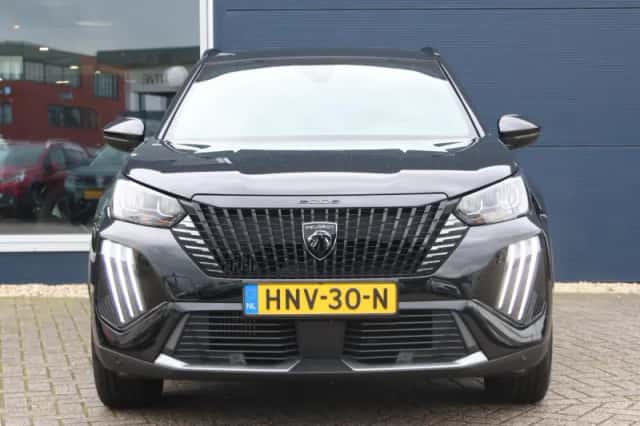 Peugeot 2008 (2025) thumbnail 4
