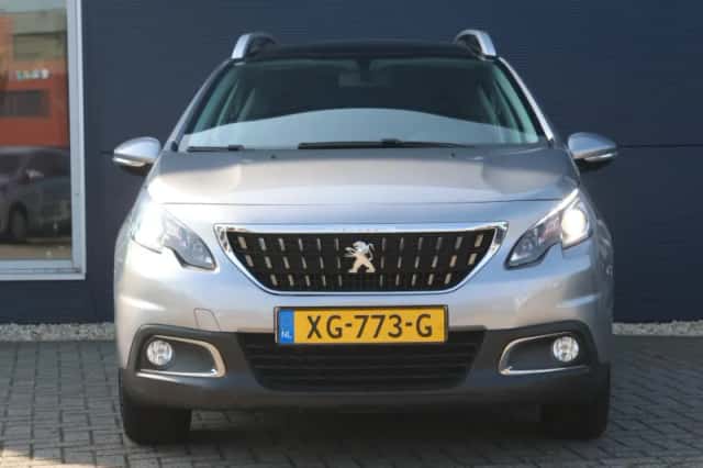 Peugeot 2008 (2019) thumbnail 4