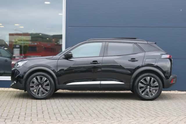 Peugeot e-2008 (2022) thumbnail 2
