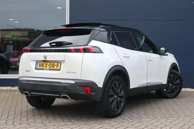 Peugeot 2008 (2020) thumbnail 3