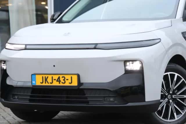 Leapmotor B10 (2025) thumbnail 5