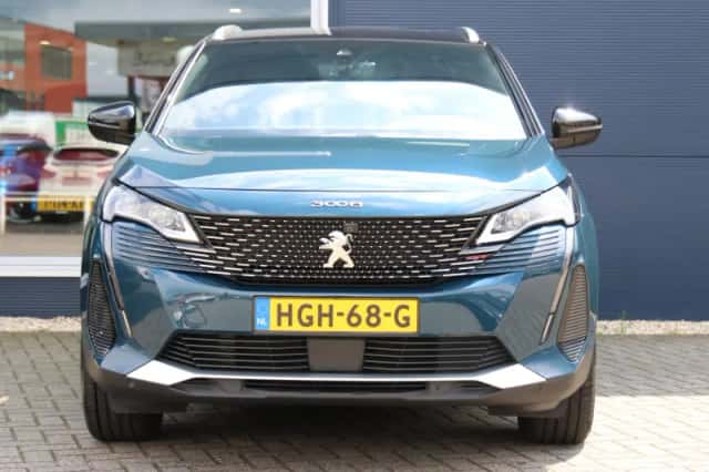 Peugeot 3008 (2024) thumbnail 4