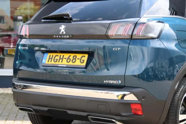 Peugeot 3008 (2024) thumbnail 6