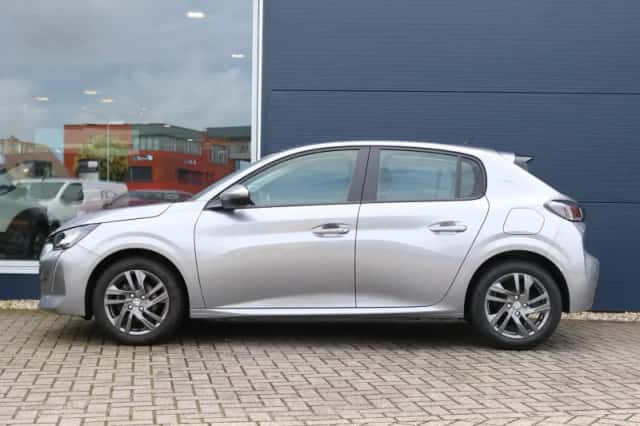 Peugeot 208 (2021) thumbnail 2