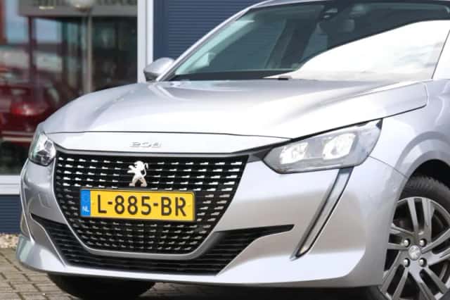 Peugeot 208 (2021) thumbnail 5