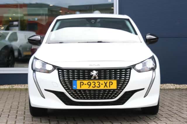 Peugeot 208 (2022) thumbnail 4