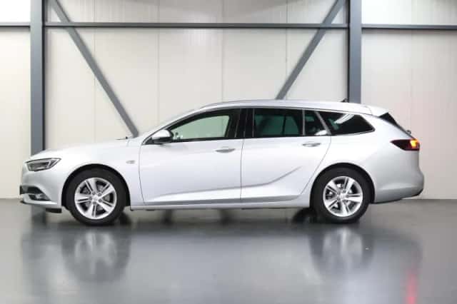 Opel Insignia (2020) thumbnail 2