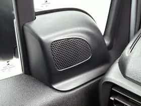 Opel Combo (2019) thumbnail 32