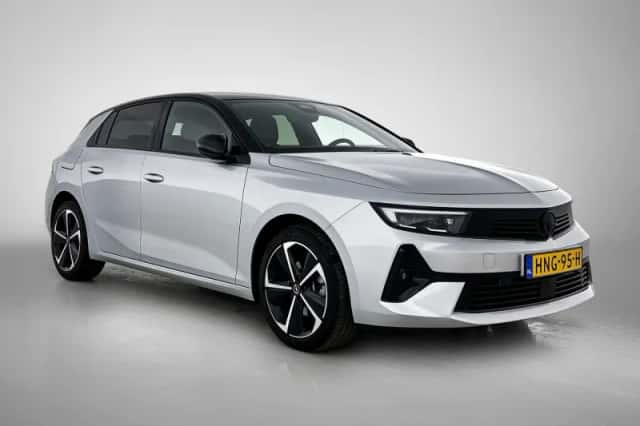 Opel Astra (2025) thumbnail 2