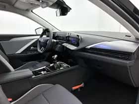 Opel Astra (2025) thumbnail 12