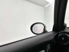 MINI Cooper (2019) thumbnail 32