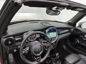 MINI Cooper (2019) thumbnail 10
