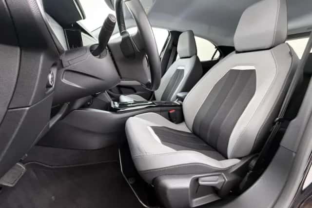 Opel Mokka (2022) thumbnail 6