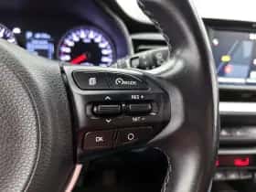 Kia Stonic (2019) thumbnail 15