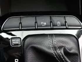 Kia Stonic (2019) thumbnail 25