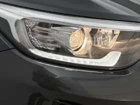 Kia Stonic (2019) thumbnail 32
