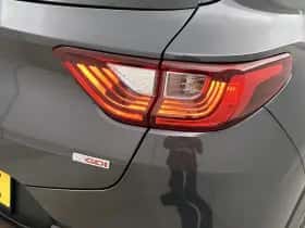Kia Stonic (2019) thumbnail 33