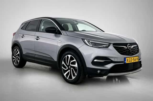 Opel Grandland X (2019) thumbnail 2