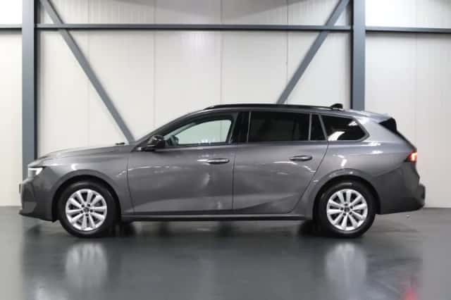 Opel Astra (2025) thumbnail 2