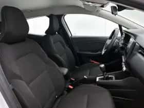 Renault Clio (2020) thumbnail 24