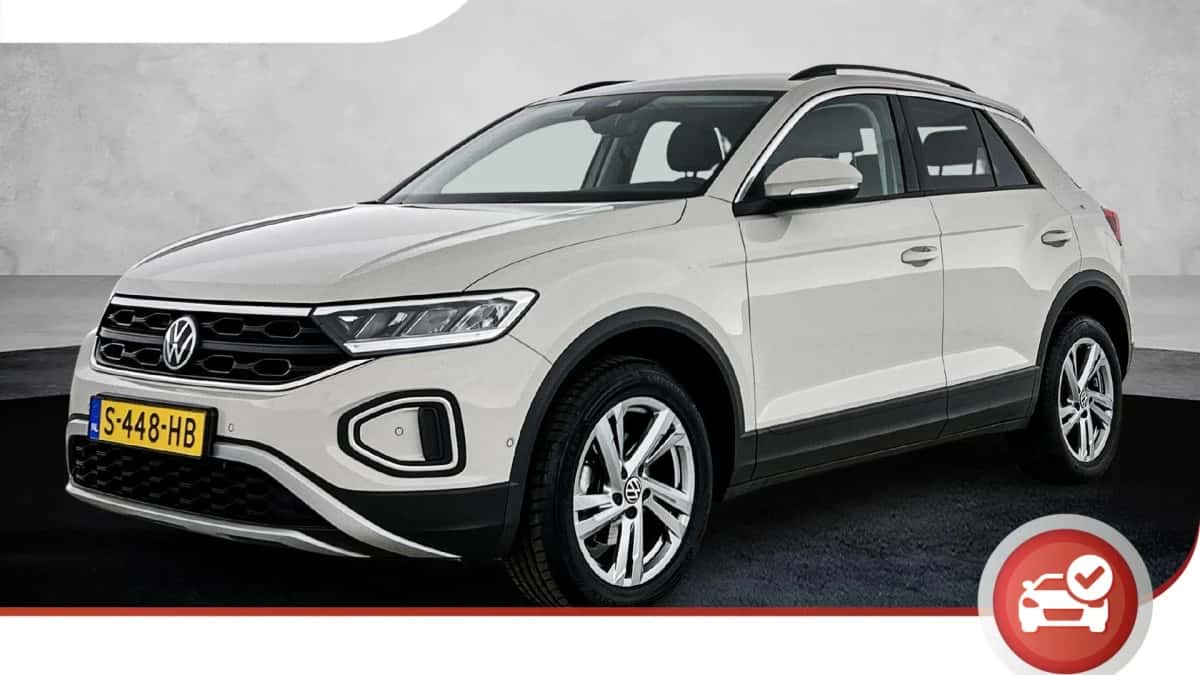Volkswagen T-Roc (2023) — foto 1